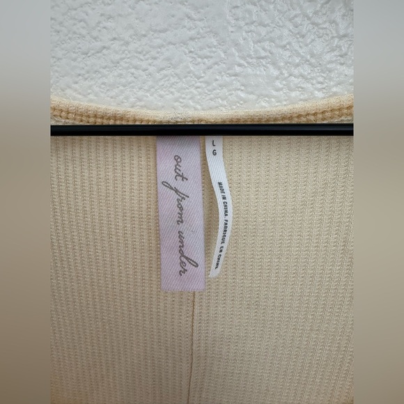 Out From Under Sweet Dreams Seamed Henley Top Large - Picture 3 of 7